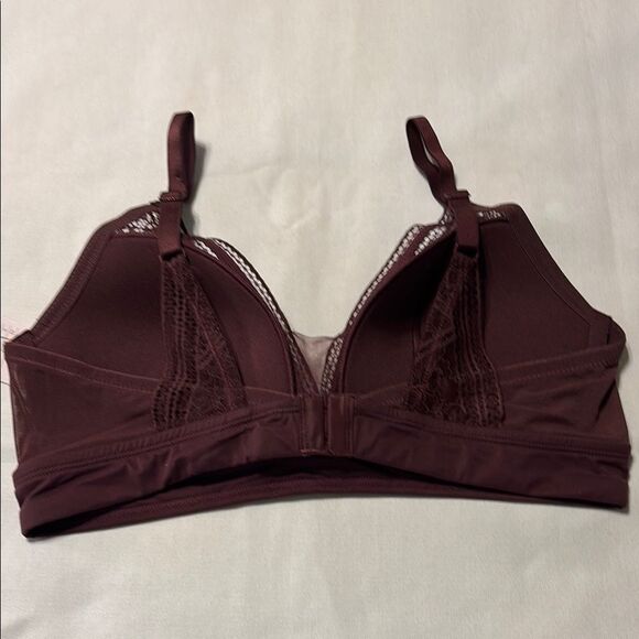 Auden Red Lace Wireless Bralette - Picture 2 of 11